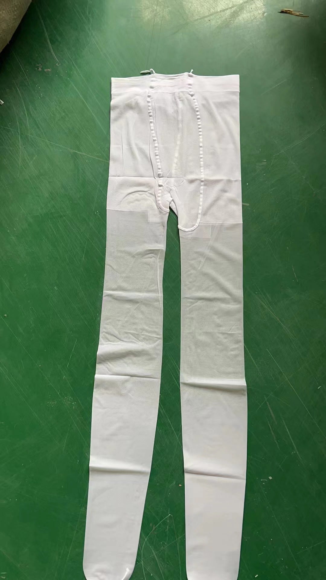 Amazon AliExpress Hot-Selling Fluorescent Fishnet Stockings Luminous Bodysuit Sexy Fun Nightclub Flirting Pantyhose Manufacturer