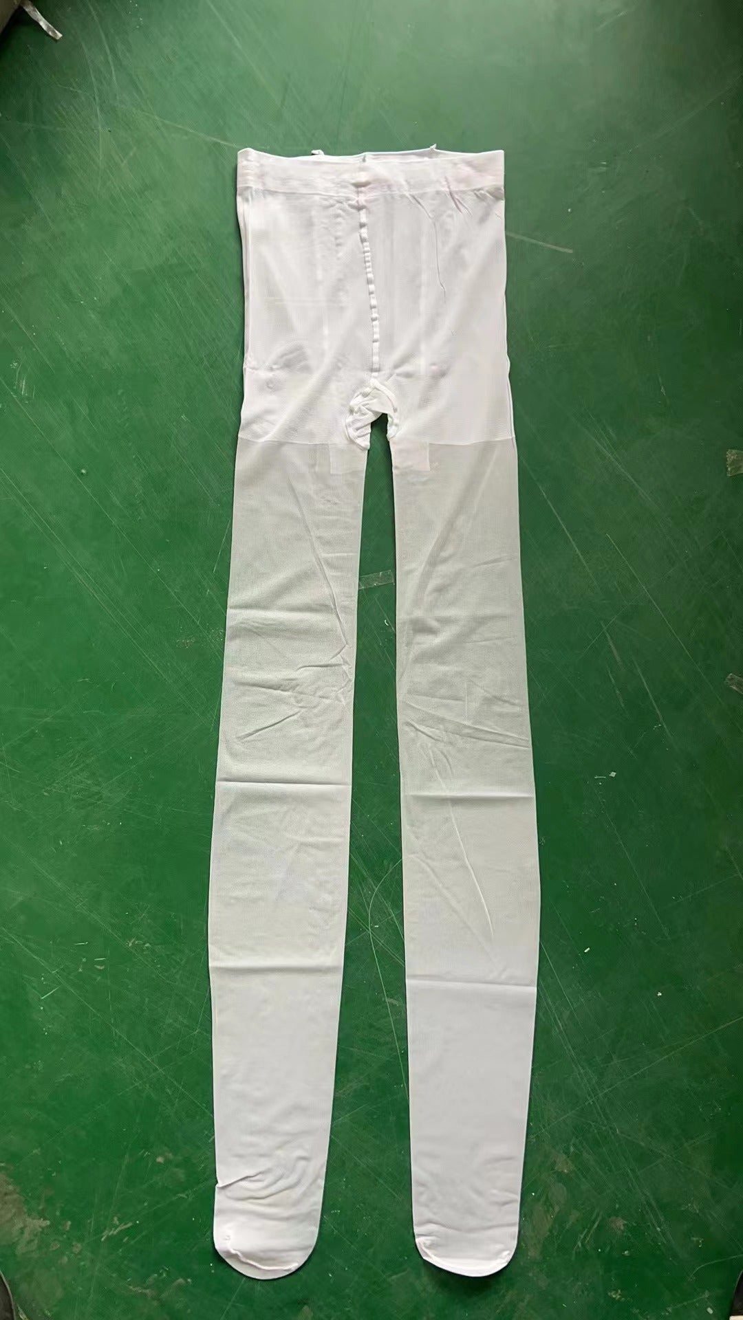 Amazon AliExpress Hot-Selling Fluorescent Fishnet Stockings Luminous Bodysuit Sexy Fun Nightclub Flirting Pantyhose Manufacturer