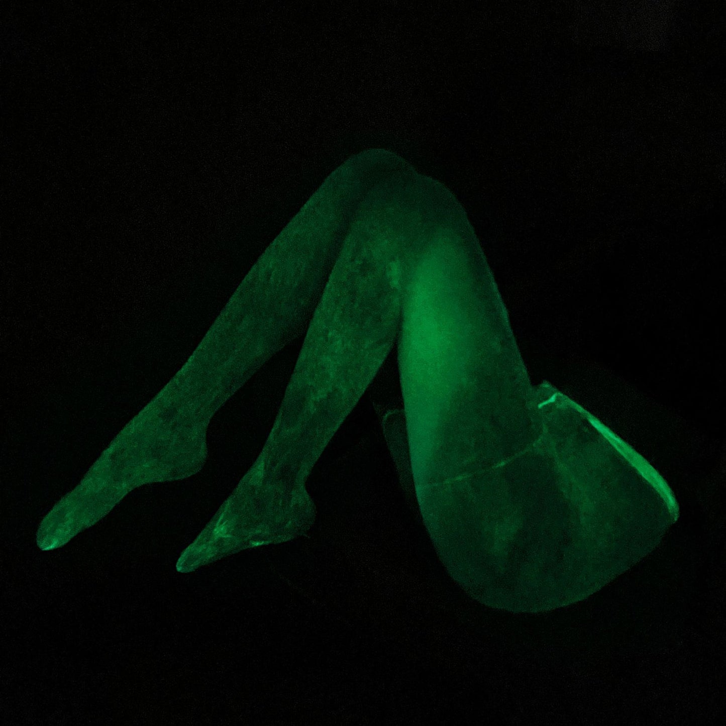 Amazon AliExpress Hot-Selling Fluorescent Fishnet Stockings Luminous Bodysuit Sexy Fun Nightclub Flirting Pantyhose Manufacturer