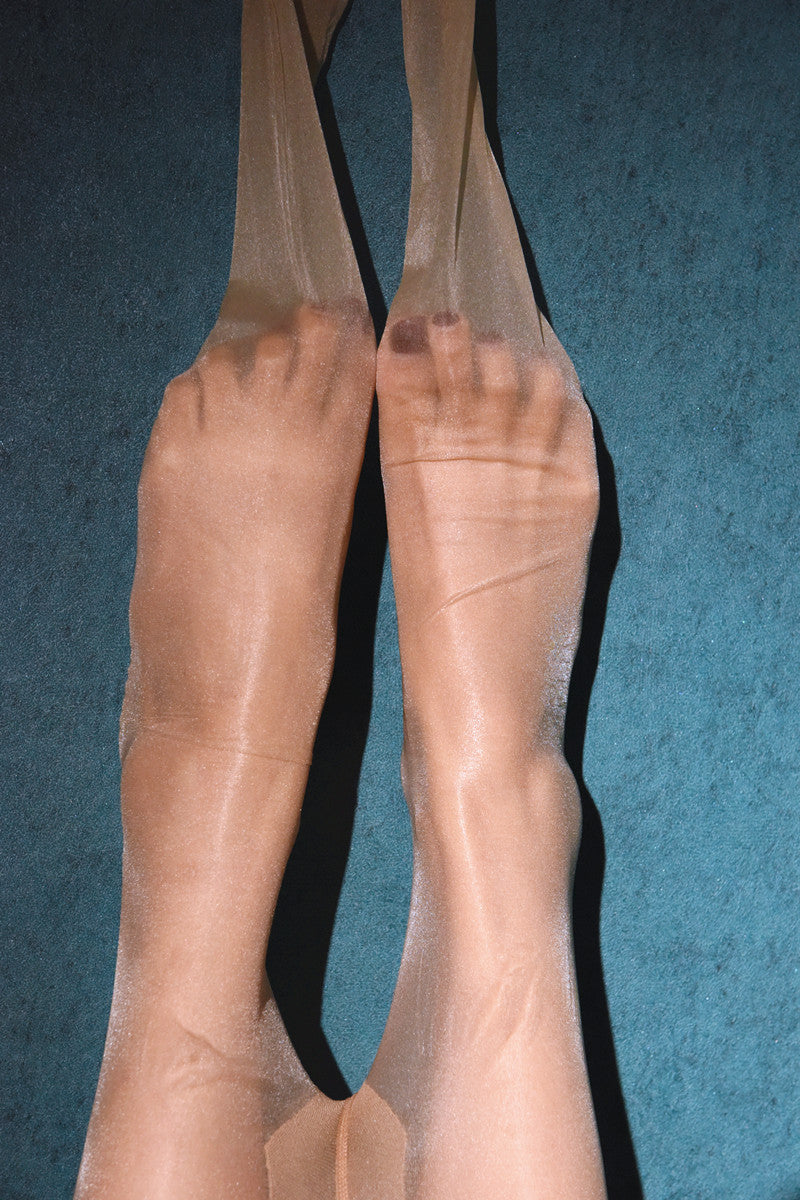 Aurora T Oil-resistant Shiny Smooth Ultra-thin Open-crotch Stockings Fully Transparent Scented High-Waisted High-Stretch Pantyhose for Women